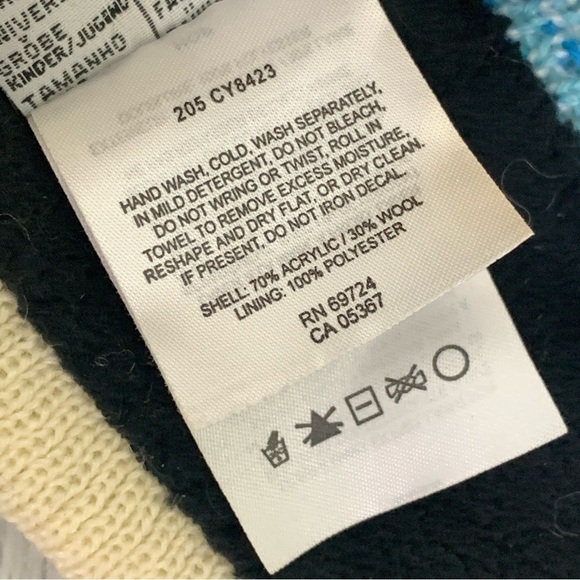 Columbia Wool Blend Tassel Beanie Fair Isle Pattern - Picture 10 of 10